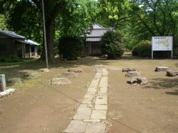 竜角寺入口の仁王門跡